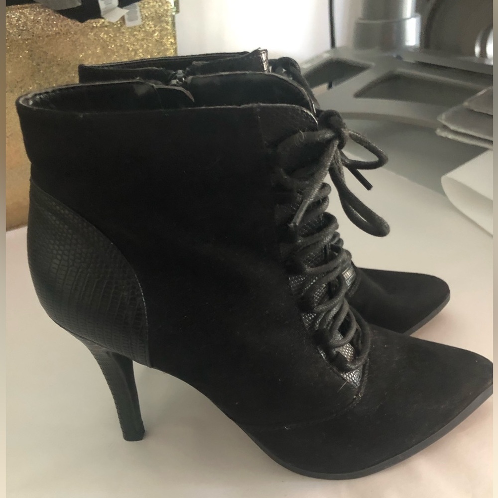 Mossimo Black Lace Up Suede & Leather Booties